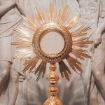 Événement adoration (maria oswalt unsplash)